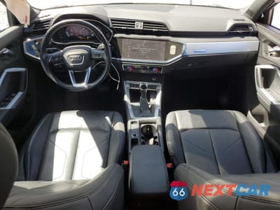 Zdjęcie 8 z 16 samochodu: 2021 AUDI Q3 PREMIUM 40 VIN:WA1AUCF37M1089183 - miniatura