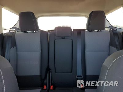 Zdjęcie 10 z 16 samochodu: 2019 FORD ESCAPE SE VIN:1FMCU9GD9KUA68433 - miniatura
