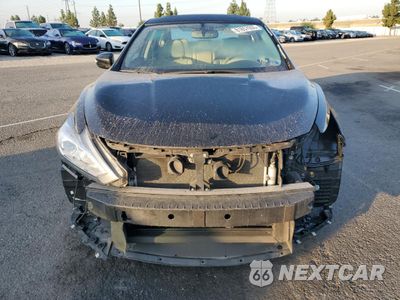 Piąte zdjęcie samochodu w środku: 2017 NISSAN ALTIMA 2.5 VIN:1N4AL3AP5HC133913 - miniatura