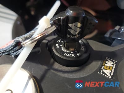 Zdjęcie 8 z 11 samochodu: 2020 SUZUKI GSX-R750 VIN:JS1GR7MA1L7100615 - miniatura