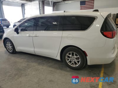 Drugie zdjęcie samochodu z przodu: 2023 CHRYSLER VOYAGER LX VIN:2C4RC1CG4PR549195 - miniatura