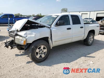 2005 DODGE DAKOTA QUAD LARAMIE 1D7HW58N55S289845 - główne zdjęcie licytacji z USA - miniatura
