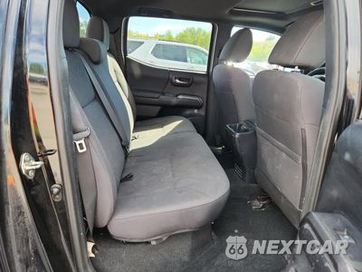 Zdjęcie 10 z 13 samochodu: 2017 TOYOTA TACOMA TRD SPORT VIN:3TMCZ5AN6HM089138 - miniatura
