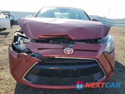Piąte zdjęcie samochodu w środku: 2018 TOYOTA YARIS IA VIN:3MYDLBYV6JY322123 - miniatura