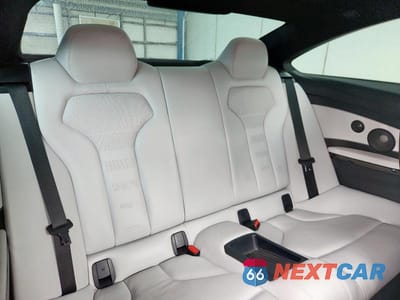 Zdjęcie 10 z 12 samochodu: 2016 BMW M4 VIN:WBS3R9C50GK335667 - miniatura