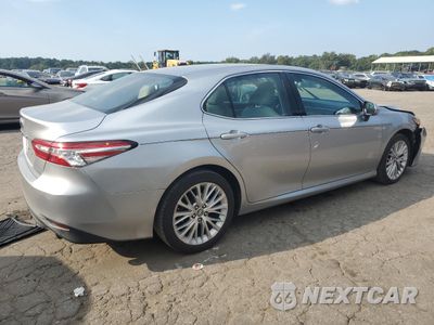 Trzecie zdjęcie samochodu z tyłu: 2018 TOYOTA CAMRY L VIN:4T1B11HKXJU033112 - miniatura