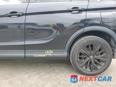 Zdjęcie 13 z 14 samochodu: 2018 MITSUBISHI ECLIPSE CROSS LE VIN:JA4AT4AA5JZ045114 - miniatura