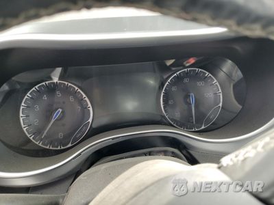 Zdjęcie 9 z 13 samochodu: 2019 CHRYSLER PACIFICA TOURING L PLUS VIN:2C4RC1EG3KR705619 - miniatura