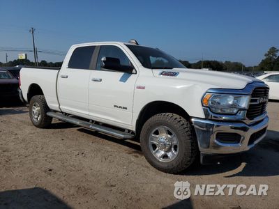 Czwarte zdjęcie samochodu z boku: 2019 RAM 2500 BIG HORN VIN:3C6UR5DJ6KG622793 - miniatura