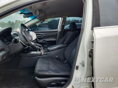 Zdjęcie 7 z 13 samochodu: 2017 NISS ALTIMA 2.5 SV VIN:1N4AL3AP5HC182139 - miniatura