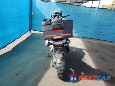Czwarte zdjęcie samochodu z boku: 2016 BMW R1200 GS VIN:WB10A1106GZ189709 - miniatura