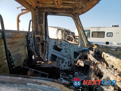 Piąte zdjęcie samochodu w środku: 2024 INTERNATIONAL LT625 SEMI TRUCK VIN:3HCDZSZR8RL624801 - miniatura