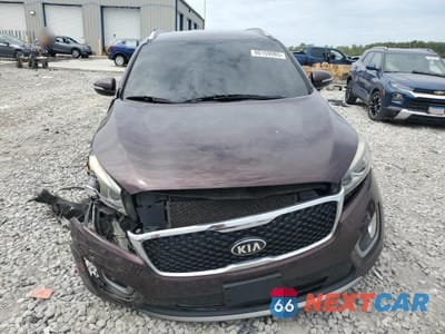 Piąte zdjęcie samochodu w środku: 2016 KIA SORENTO EX VIN:5XYPH4A51GG019802 - miniatura