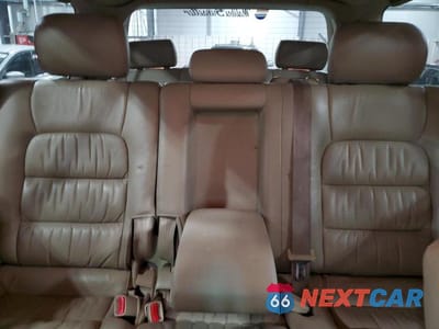 Zdjęcie 10 z 14 samochodu: 2005 LEXUS LX 470 VIN:JTJHT00W153549482 - miniatura