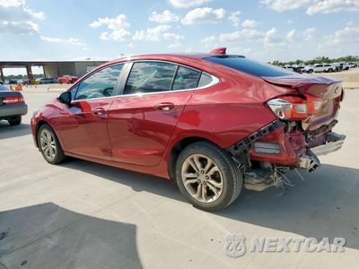 Drugie zdjęcie samochodu z przodu: 2019 CHEVROLET CRUZE LT VIN:1G1BE5SM1K7141914 - miniatura