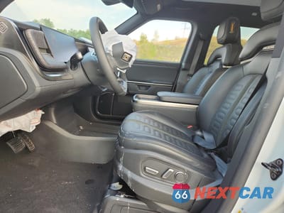 Zdjęcie 7 z 13 samochodu: 2025 RIVIAN R1T ADVENTURE VIN:7FCTGBAA5SN041980 - miniatura