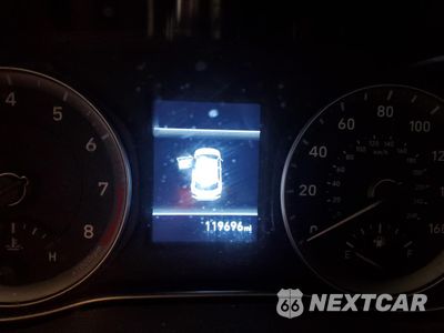 Zdjęcie 9 z 13 samochodu: 2020 HYUNDAI KONA SE VIN:KM8K12AA8LU469483 - miniatura