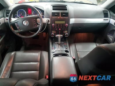 Zdjęcie 8 z 13 samochodu: 2009 VOLKSWAGEN TOUAREG 2 V6 VIN:WVGBE77L19D012372 - miniatura