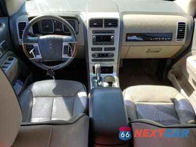 Zdjęcie 8 z 14 samochodu: 2010 LINCOLN MKX VIN:2LMDJ8JC0ABJ30740 - miniatura