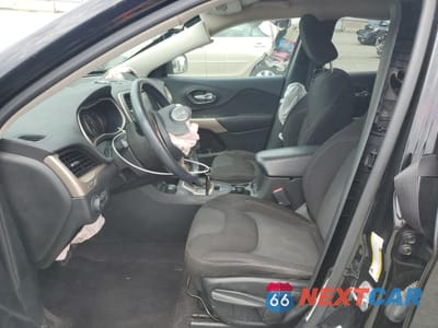 Zdjęcie 7 z 13 samochodu: 2017 JEEP CHEROKEE LATITUDE VIN:1C4PJMCB4HW584301 - miniatura