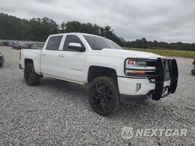 Czwarte zdjęcie samochodu z boku: 2017 CHEVROLET SILVERADO K1500 LT VIN:3GCUKREC7HG394770 - miniatura
