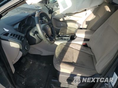 Zdjęcie 7 z 15 samochodu: 2019 FORD ESCAPE SE VIN:1FMCU0GD2KUB13126 - miniatura