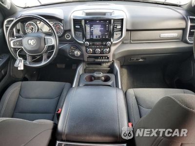Zdjęcie 8 z 13 samochodu: 2021 RAM 1500 BIG HORN/LONE STAR VIN:1C6SRFBT1MN586457 - miniatura