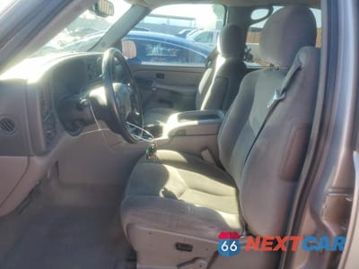 Zdjęcie 7 z 13 samochodu: 2006 GMC YUKON VIN:1GKEC13T36J120309 - miniatura