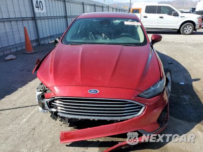 Piąte zdjęcie samochodu w środku: 2019 FORD FUSION SE VIN:3FA6P0LU7KR241437 - miniatura