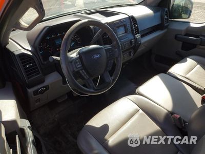 Zdjęcie 8 z 13 samochodu: 2018 FORD F150 VIN:1FTMF1CB1JKD47541 - miniatura