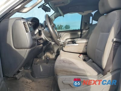 Zdjęcie 7 z 14 samochodu: 2019 CHEVROLET SILVERADO K2500 HEAVY DUTY VIN:1GC1KREG1KF179755 - miniatura