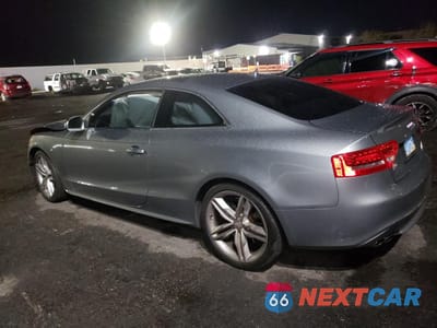 Drugie zdjęcie samochodu z przodu: 2010 AUDI S5 PRESTIGE VIN:WAUVVAFR8AA048566 - miniatura