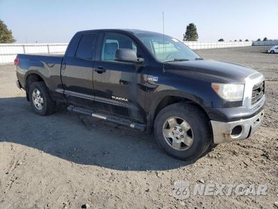 Czwarte zdjęcie samochodu z boku: 2008 TOYOTA TUNDRA DOUBLE CAB VIN:5TFBV54148X061767 - miniatura