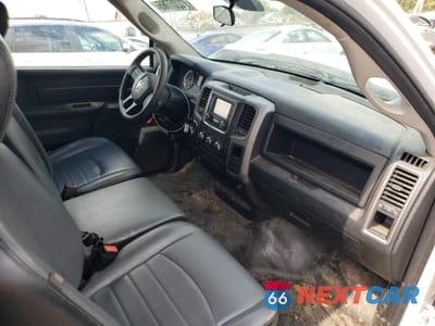 Zdjęcie 8 z 12 samochodu: 2022 RAM 1500 CLASSIC TRADESMAN VIN:3C6JR6DG6NG283969 - miniatura