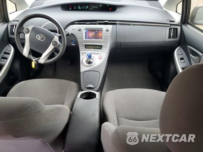 Zdjęcie 8 z 12 samochodu: 2015 TOYOTA PRIUS VIN:JTDKN3DU1F0436356 - miniatura