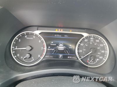 Zdjęcie 9 z 13 samochodu: 2025 NISSAN SENTRA SR VIN:3N1AB8DV1SY240415 - miniatura