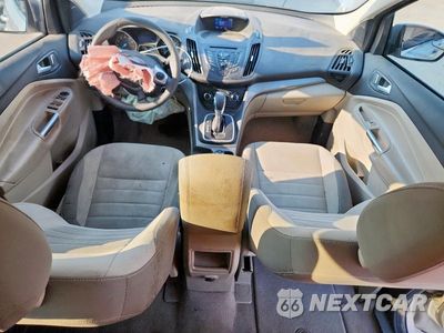 Zdjęcie 8 z 14 samochodu: 2013 FORD ESCAPE SE VIN:1FMCU0G90DUC26619 - miniatura