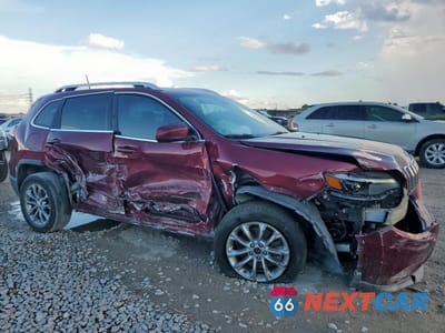 Czwarte zdjęcie samochodu z boku: 2019 JEEP CHEROKEE LATITUDE PLUS VIN:1C4PJLLB5KD176631 - miniatura