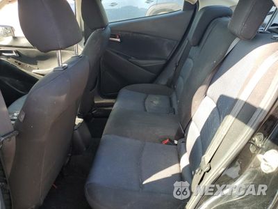 Zdjęcie 10 z 12 samochodu: 2016 TOYOTA SCION IA VIN:3MYDLBZVXGY142960 - miniatura
