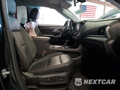 Zdjęcie 7 z 16 samochodu: 2019 CHEVROLET TRAVERSE LT VIN:1GNEVHKW4KJ301334 - miniatura