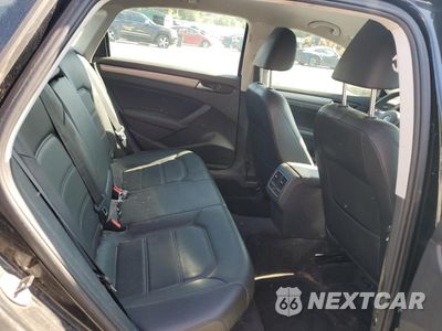 Zdjęcie 10 z 12 samochodu: 2015 VOLKSWAGEN PASSAT VIN:1VWBT7A34FC006129 - miniatura