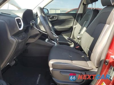 Zdjęcie 7 z 13 samochodu: 2024 HYUNDAI VENUE LIMITED VIN:KMHRC8A34RU293862 - miniatura