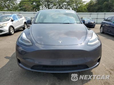 Piąte zdjęcie samochodu w środku: 2024 TESLA MODEL Y VIN:7SAYGDEE4RA215776 - miniatura