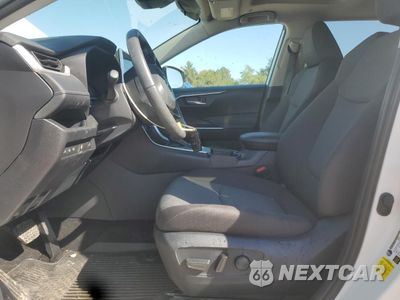 Zdjęcie 7 z 15 samochodu: 2025 TOYOTA RAV4 XLE VIN:2T3P1RFV0SC510349 - miniatura