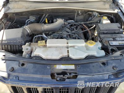Zdjęcie 11 z 12 samochodu: 2008 JEEP LIBERTY SPORT VIN:1J8GP28K08W156455 - miniatura
