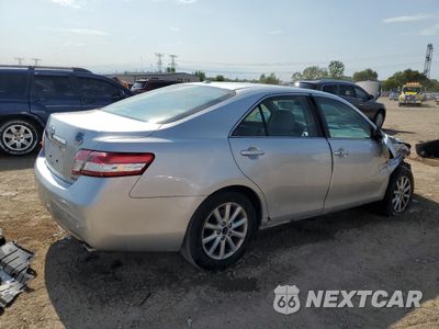 Trzecie zdjęcie samochodu z tyłu: 2011 TOYOTA CAMRY SE VIN:4T1BK3EK3BU620055 - miniatura