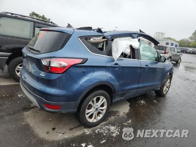 Trzecie zdjęcie samochodu z tyłu: 2018 FORD ESCAPE SE VIN:1FMCU0GD4JUC38384 - miniatura