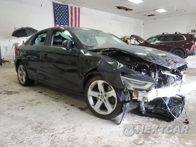 Czwarte zdjęcie samochodu z boku: 2018 AUDI A3 PREMIUM VIN:WAUB8GFF5J1027600 - miniatura