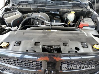 Zdjęcie 11 z 12 samochodu: 2017 RAM 1500 SPORT VIN:3C6JR6CT4HG671978 - miniatura