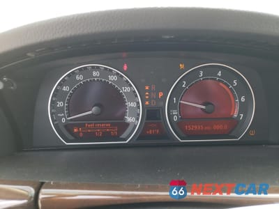 Zdjęcie 9 z 12 samochodu: 2007 BMW 750 VIN:WBAHN83577DT67827 - miniatura